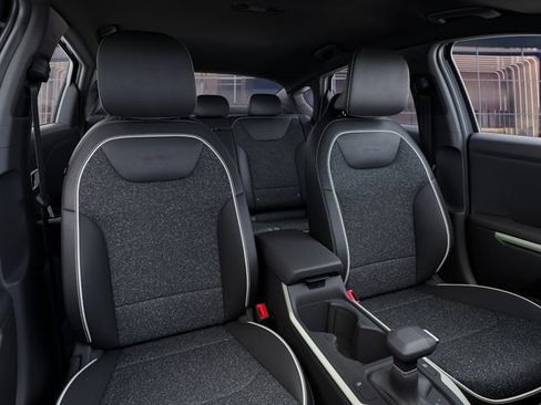 New 2025 Kia K4 GT-Line image 15