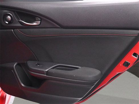 Used 2018 Honda Civic Type R image 17