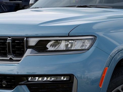 New 2026 Jeep Grand Cherokee Summit AWD/4WD image 7