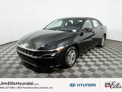 New 2026 Hyundai Elantra SE