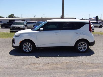 Used 2022 Kia Soul LX w/ Technology Package