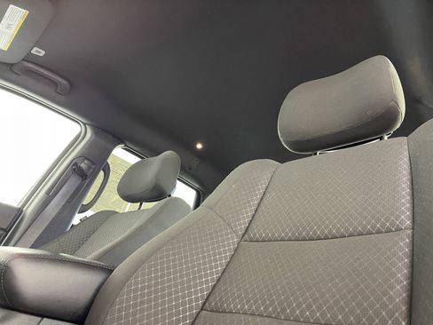 Used 2021 Jeep Grand Cherokee Laredo image 20