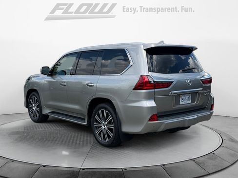 Used 2021 Lexus LX 570 4WD w/ Luxury Package image 6
