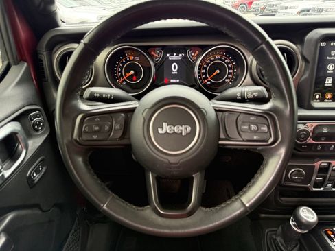 Used 2022 Jeep Gladiator Sport AWD/4WD image 14