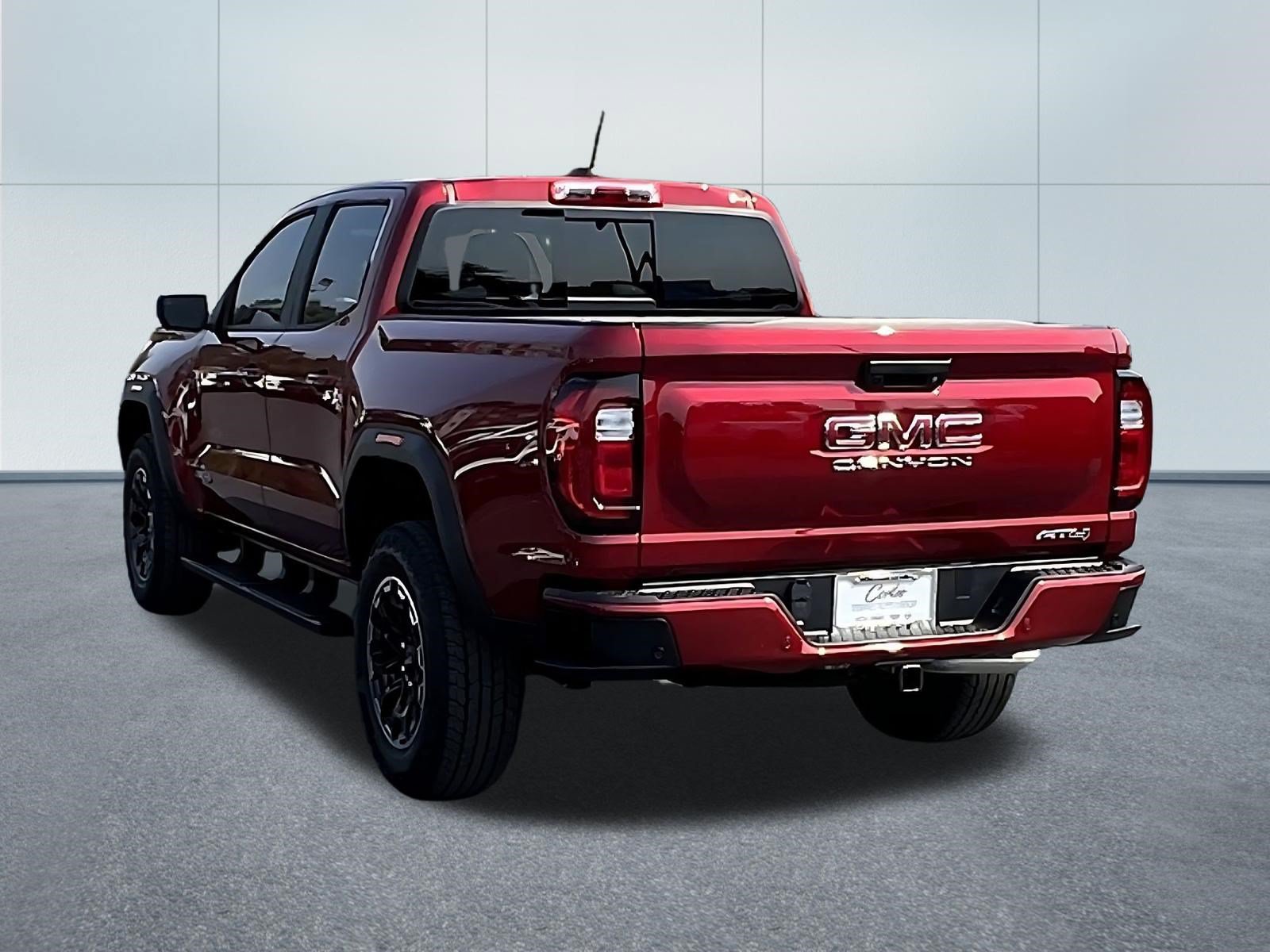 Used 2026 GMC Canyon AT4 w/ Technology Plus Package AWD/4WD image 4