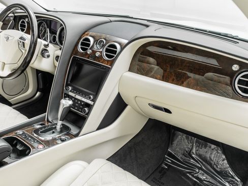 Used 2017 Bentley Flying Spur W12 AWD/4WD image 14