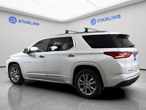 Used 2021 Chevrolet Traverse High Country w/ LPO, 'HIT The Road' Package image 5