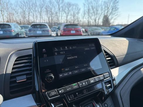 Certified 2023 Honda Odyssey Sport image 31