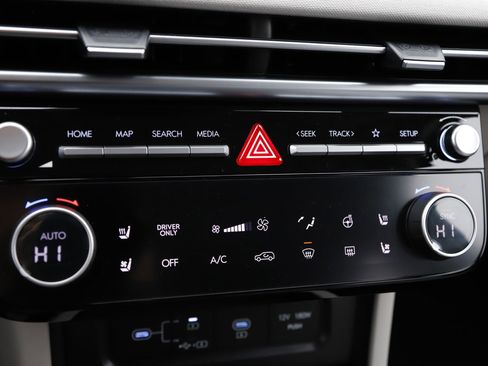 New 2026 Hyundai Tucson Limited image 27