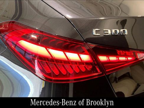 Used 2023 Mercedes-Benz C 300 4MATIC Sedan image 31