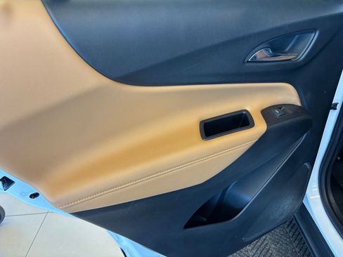 Used 2021 Chevrolet Equinox Premier AWD/4WD image 20
