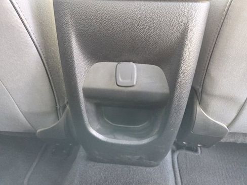 Used 2020 GMC Canyon 2WD Crew Cab w/ Convenience Package image 11