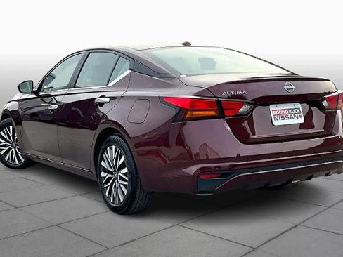 Certified 2025 Nissan Altima 2.5 SV image 12