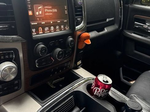 Used 2017 RAM 1500 Laramie w/ Convenience Group AWD/4WD image 12