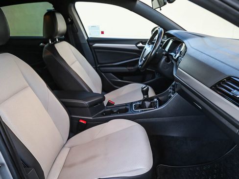 Used 2021 Volkswagen Jetta R-Line image 21