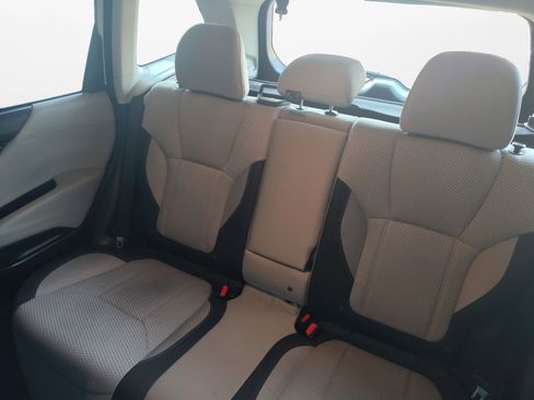 Used 2021 Subaru Forester Premium image 22