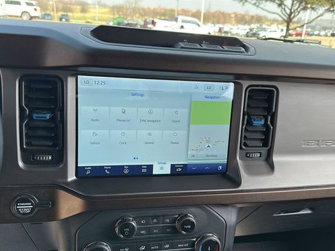 Used 2022 Ford Bronco Outer Banks image 26