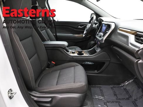 Used 2022 GMC Acadia SLE image 25