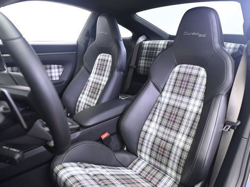 Certified 2025 Porsche 911 Turbo S AWD/4WD image 30