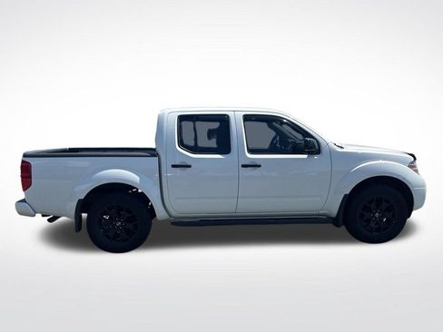Used 2019 Nissan Frontier SV w/ Value Truck Package AWD/4WD image 8