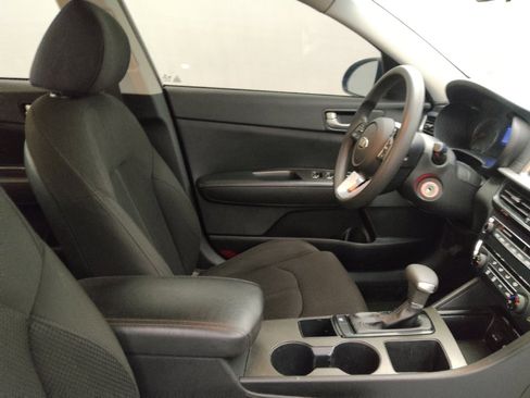 Used 2020 Kia Optima LX FWD image 21