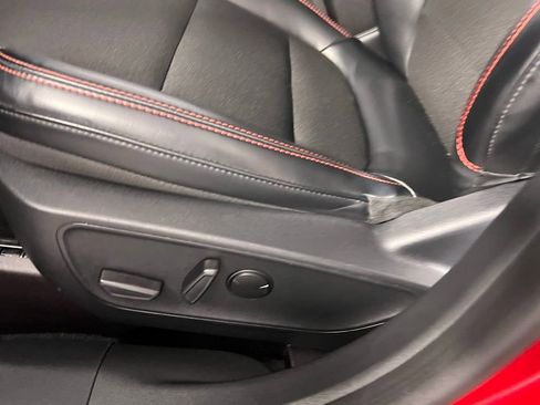 Used 2025 Ford Escape ST-Line image 23