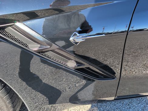 Used 2018 Chevrolet Corvette Stingray Coupe w/ 3LT Preferred Equipment Group image 3