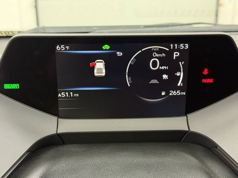 New 2026 Toyota Prius LE image 15