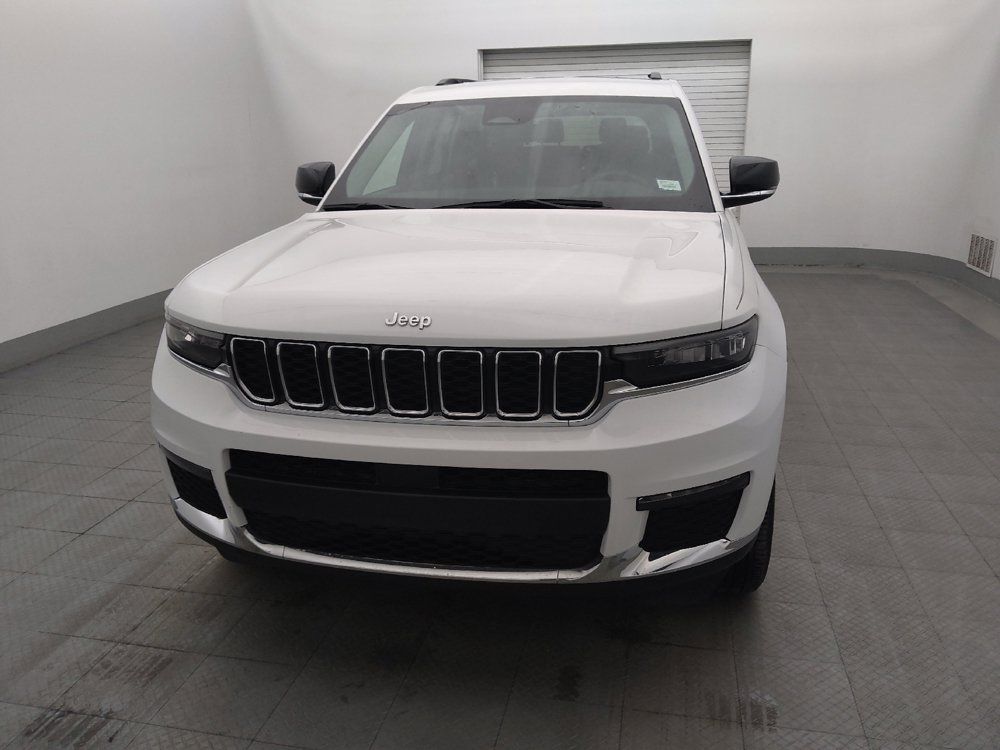 Used 2023 Jeep Grand Cherokee L Limited AWD/4WD image 15