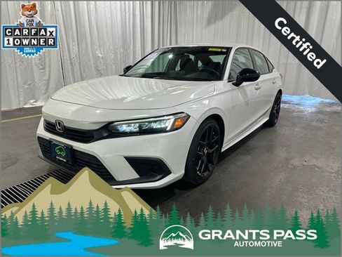 Used 2023 Honda Civic Sport image 1