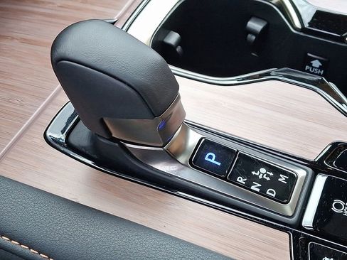 Used 2025 Lexus RX 350 Premium image 16