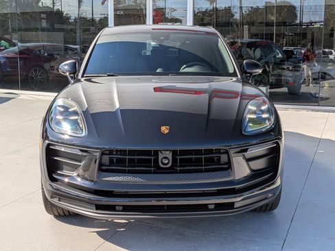 New 2026 Porsche Macan image 6