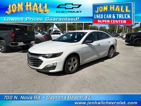 Used 2020 Chevrolet Malibu LS FWD image 2