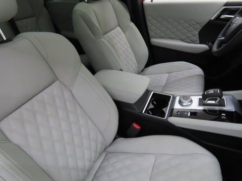 New 2025 Mitsubishi Outlander SEL image 26