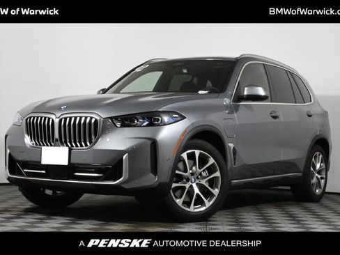 Used 2025 BMW X5 xDrive50e w/ Parking Assistance Package image 1