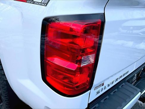 Used 2018 Chevrolet Silverado 1500 LT w/ All Star Edition image 25