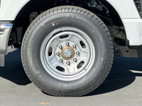 New 2026 Ford F250 2WD Crew Cab Super Duty image 23