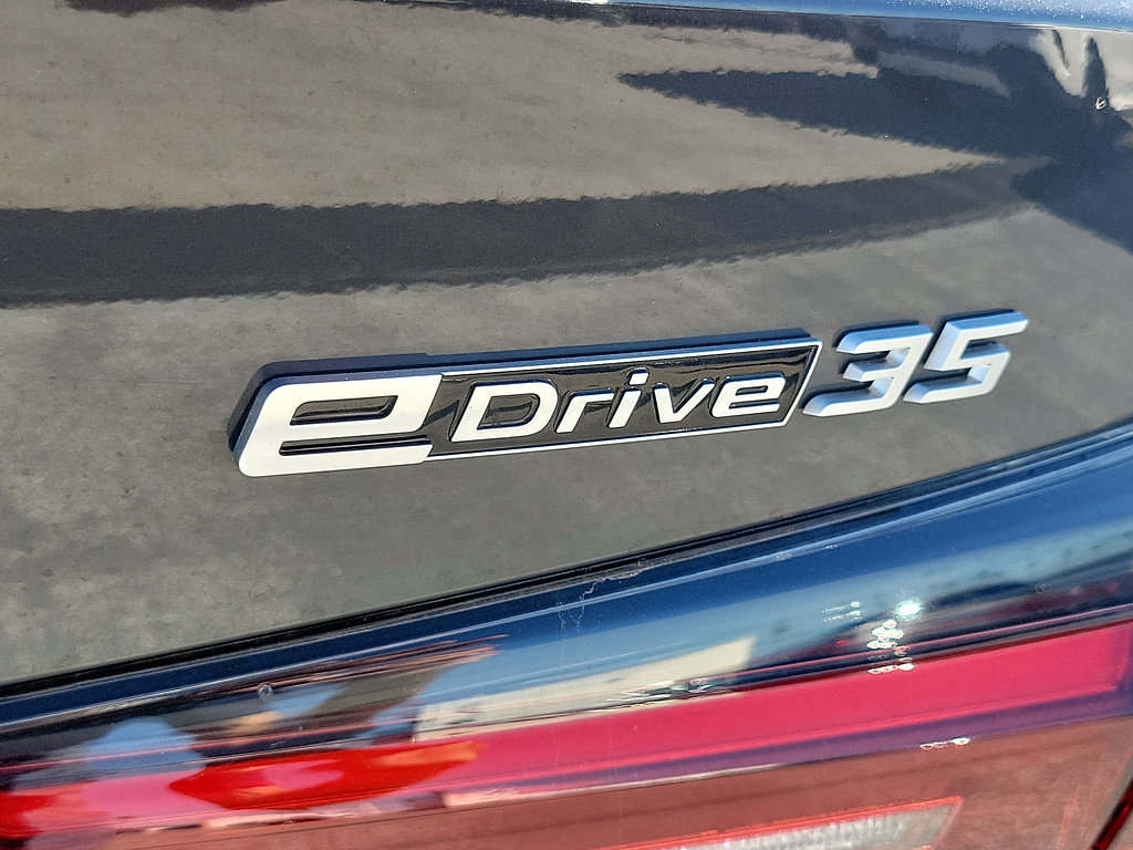 Used 2023 BMW i4 eDrive35 RWD image 8