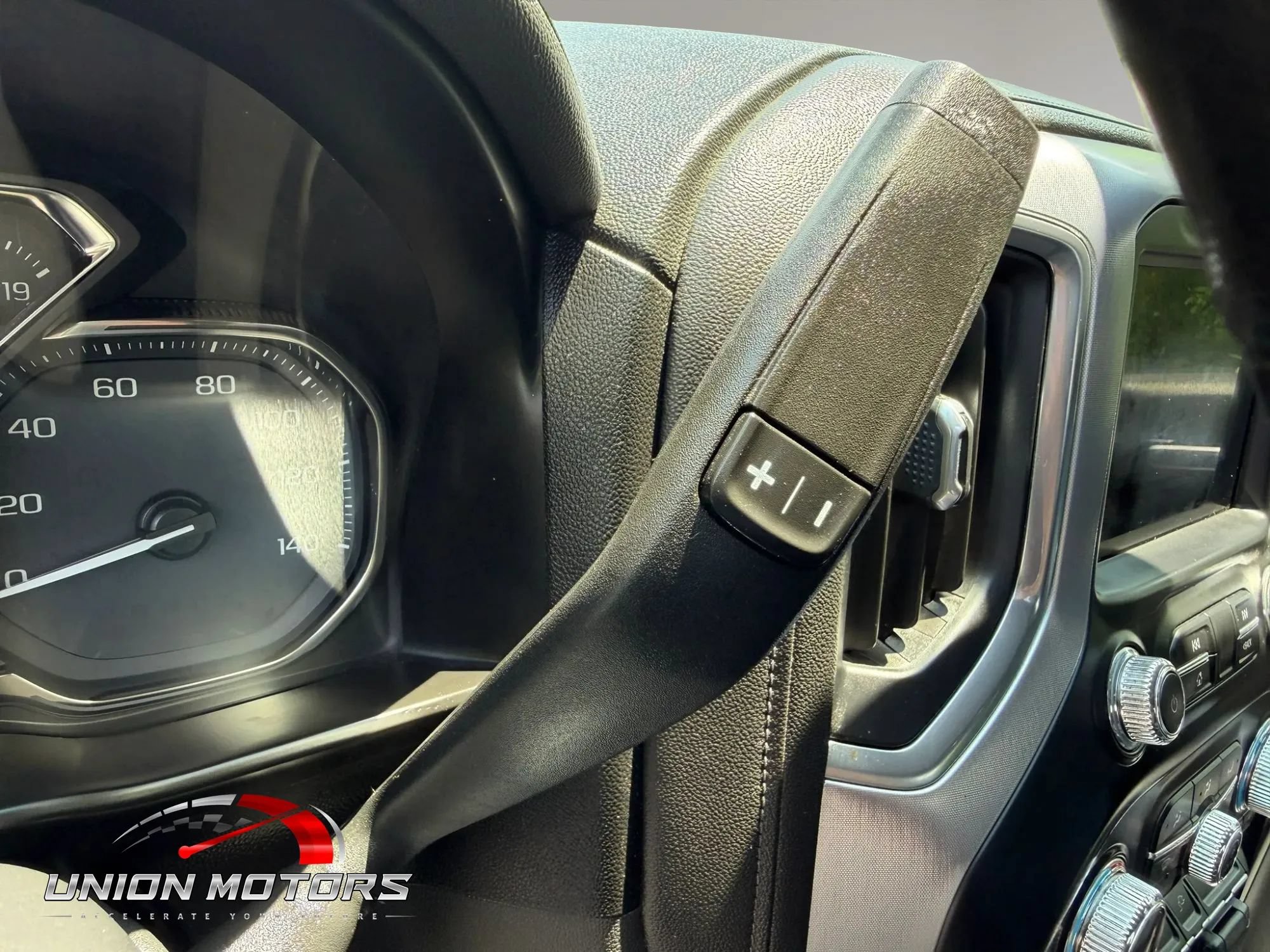 Used 2019 GMC Sierra 1500 SLT w/ SLT Premium Package AWD/4WD image 32