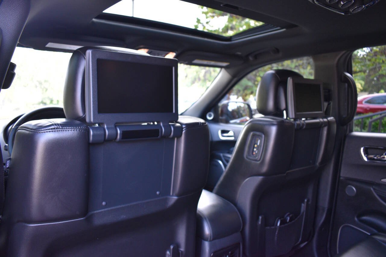 Used 2019 Dodge Durango R/T w/ Technology Group AWD/4WD image 15