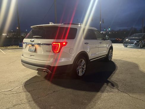 Used 2016 Ford Explorer Limited w/ Equipment Group 301A image 3