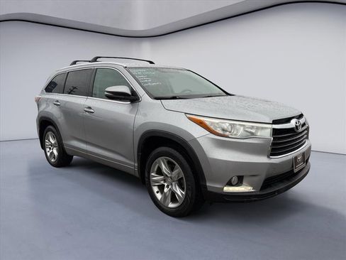 Used 2015 Toyota Highlander Limited image 7