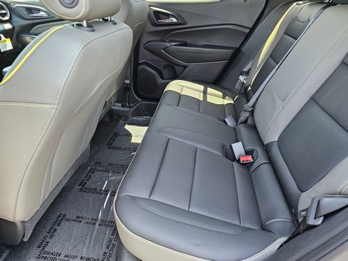 New 2026 Chevrolet Trax ACTIV w/ Driver Confidence Package FWD image 14