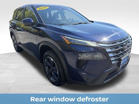Used 2025 Nissan Rogue SV FWD image 10