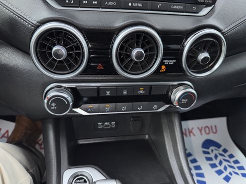 Used 2022 Nissan Sentra SV image 21