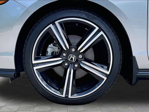 Used 2025 Honda Accord Sport image 24