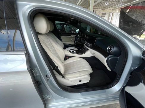 Used 2019 Mercedes-Benz E 300 image 3
