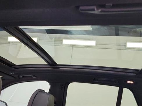 Used 2022 BMW X5 sDrive40i w/ M Sport Package RWD image 12
