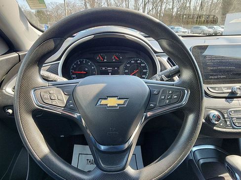 Used 2023 Chevrolet Malibu LT image 15