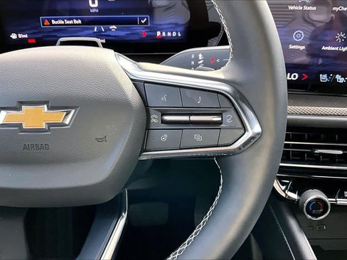Used 2025 Chevrolet Traverse High Country w/ LPO, Floor Liner Package FWD image 25